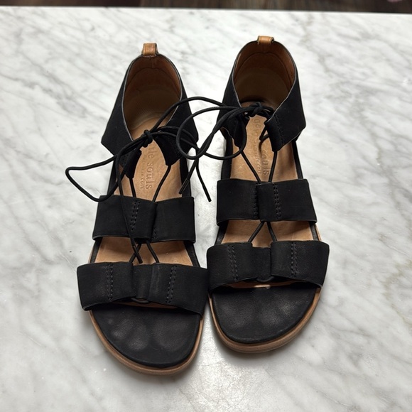 Gentle Souls Black Suede Leather Strappy Open Toe Gladiator Style Sandal Size 7 - Picture 2 of 8